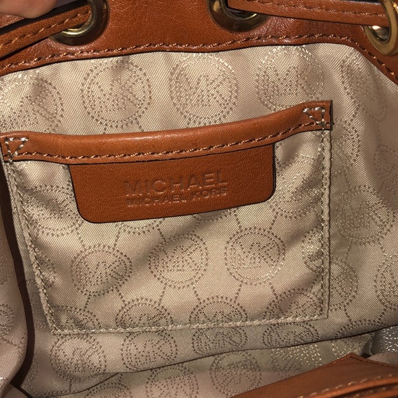Micheal Kors Mini Bucket Bag